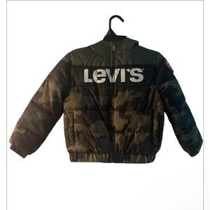 Levi's Toddler Green and Brown Puffer Jacket with Camouflage Design